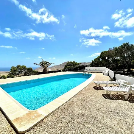 Apartamento D Con Wifi, Piscina Y Vista Espectacular شقة *