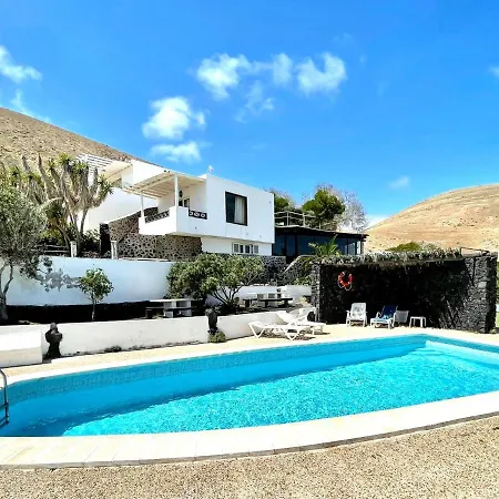 شقة Apartamento D Con Wifi, Piscina Y Vista Espectacular Uga