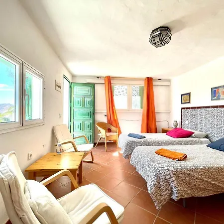 Apartamento D Con Wifi, Piscina Y Vista Espectacular Uga